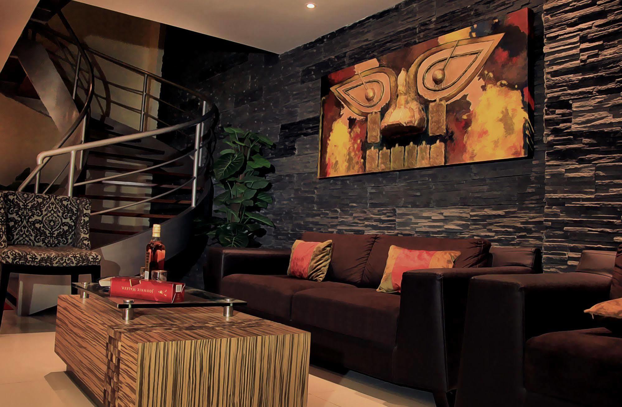 צ'יקלאיו Villa Real Hotel & Suites מראה חיצוני תמונה