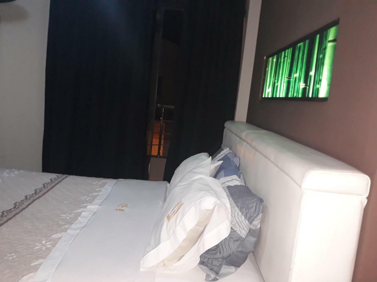 צ'יקלאיו Villa Real Hotel & Suites מראה חיצוני תמונה